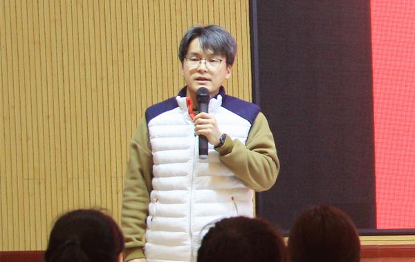 学生干部培训 (3) 学生干部培训 (3)